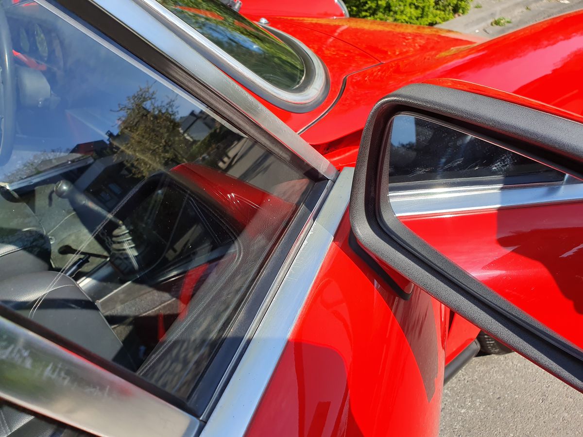 we love cars