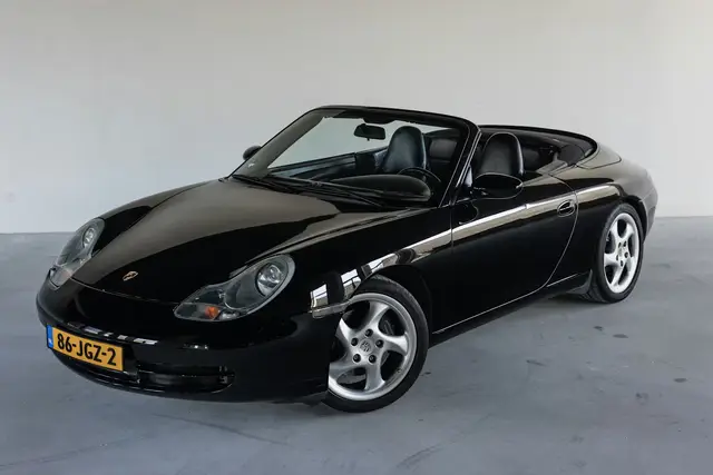 La 996