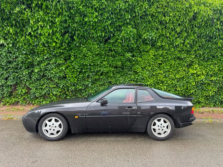 Porsche 944 Turbo 1988, We Love Cars Bruxelles